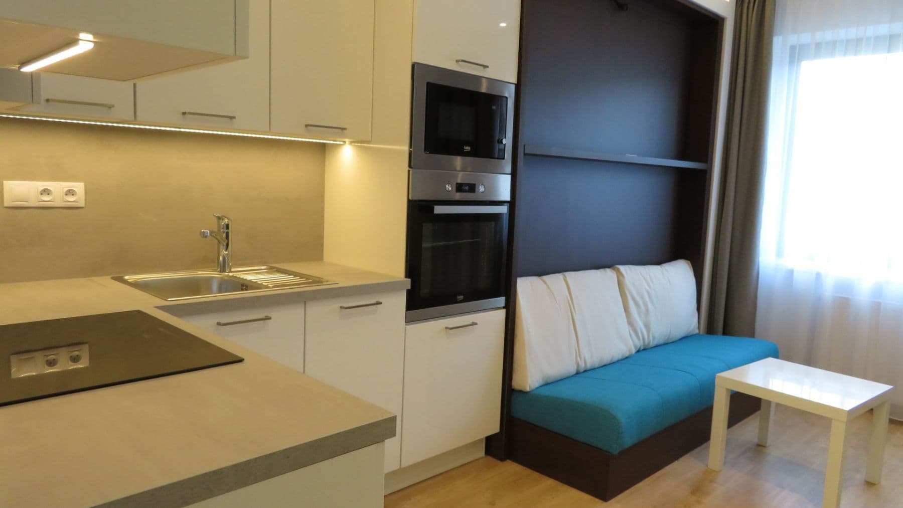 Prenájom bytu 1-izbový 29 m², Mukařovského, Praha, Praha Prenájom bytu 1-izbový 29 m², Mukařovského, Praha, Praha