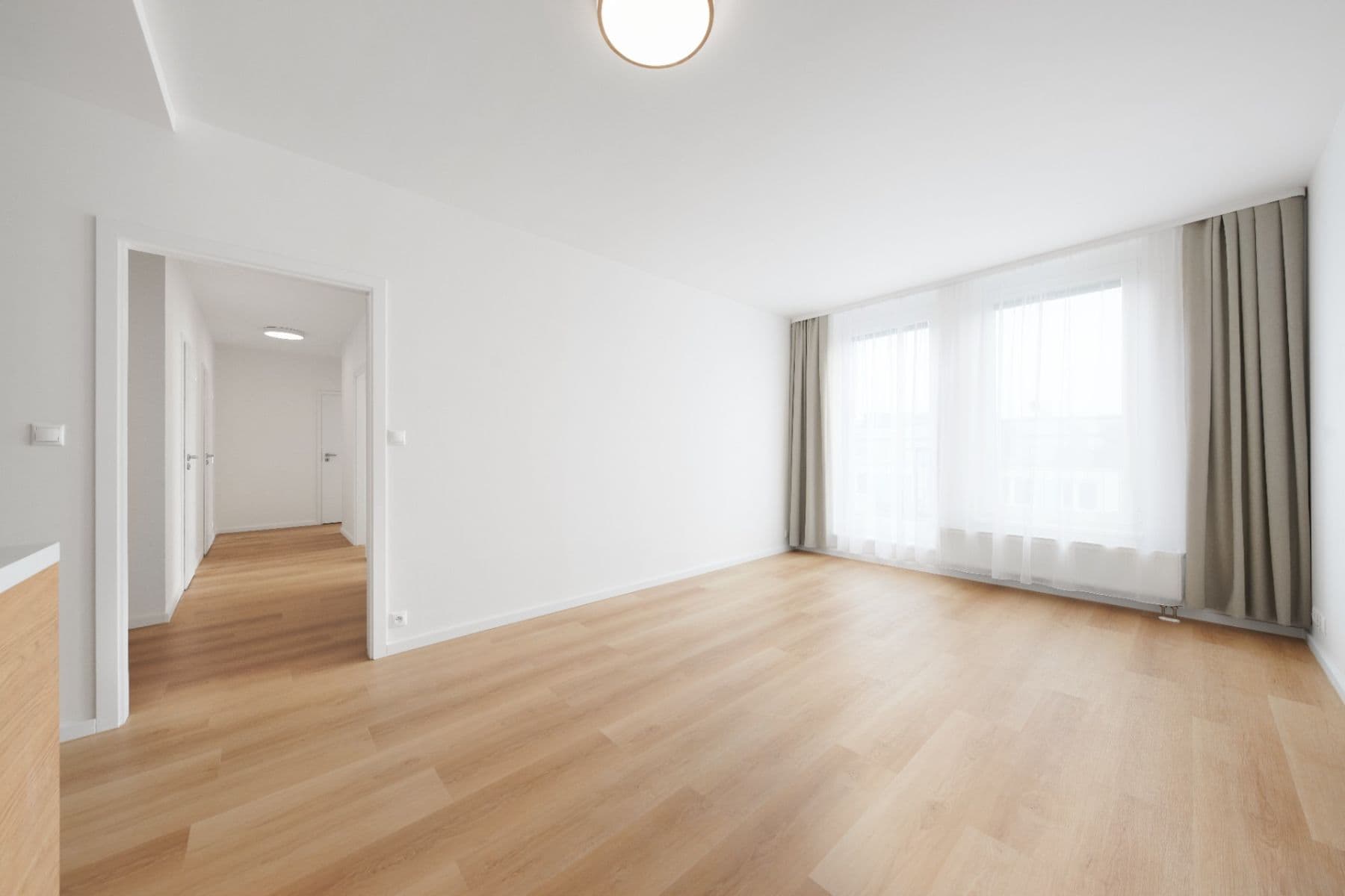 Prenájom bytu 4-izbový 94 m², Terezínská, Praha, Praha Prenájom bytu 4-izbový 94 m², Terezínská, Praha, Praha
