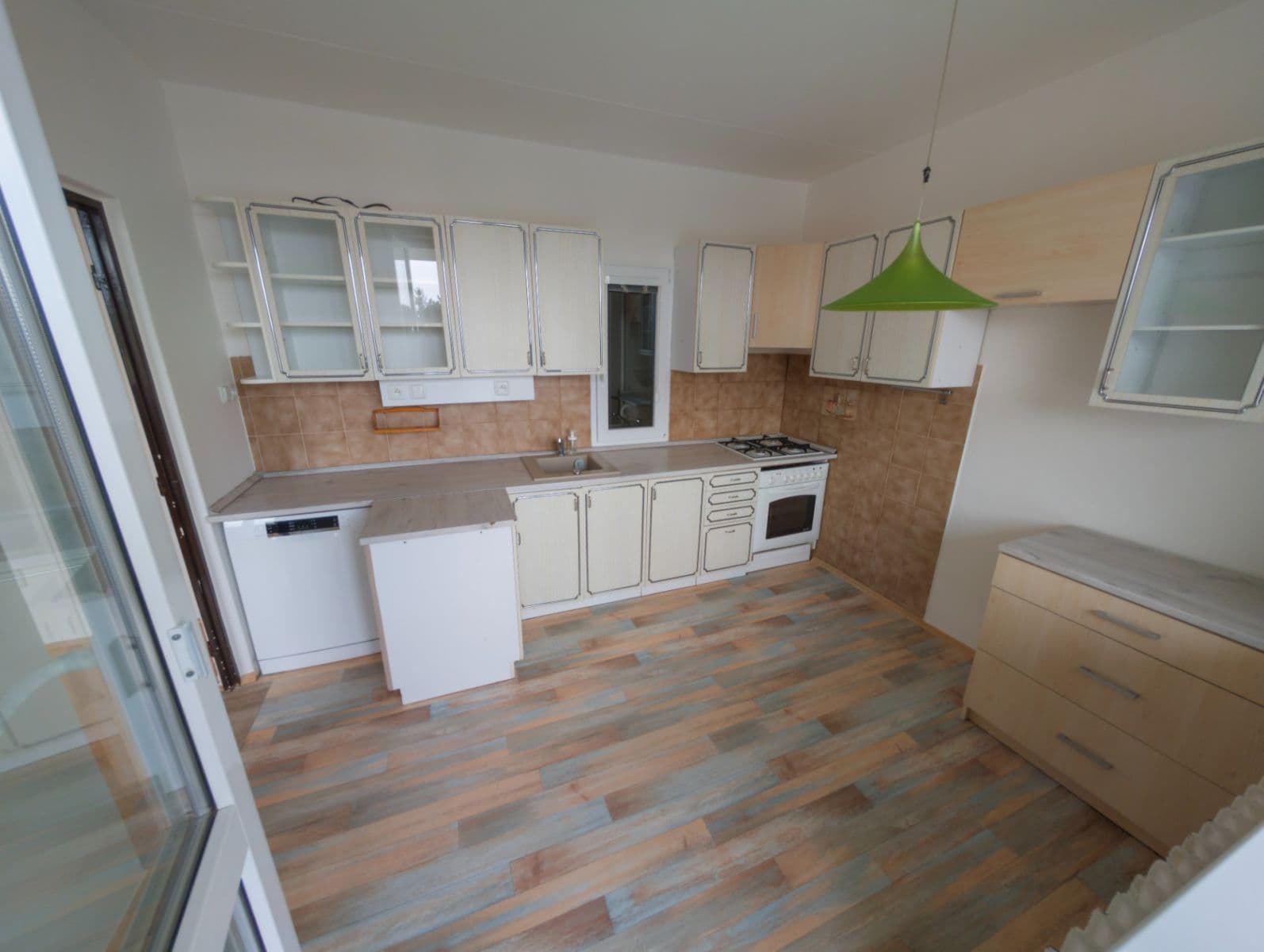 Predaj bytu 3-izbový 82 m², Šeříková, Brno, Jihomoravský kraj Predaj bytu 3-izbový 82 m², Šeříková, Brno, Jihomoravský kraj