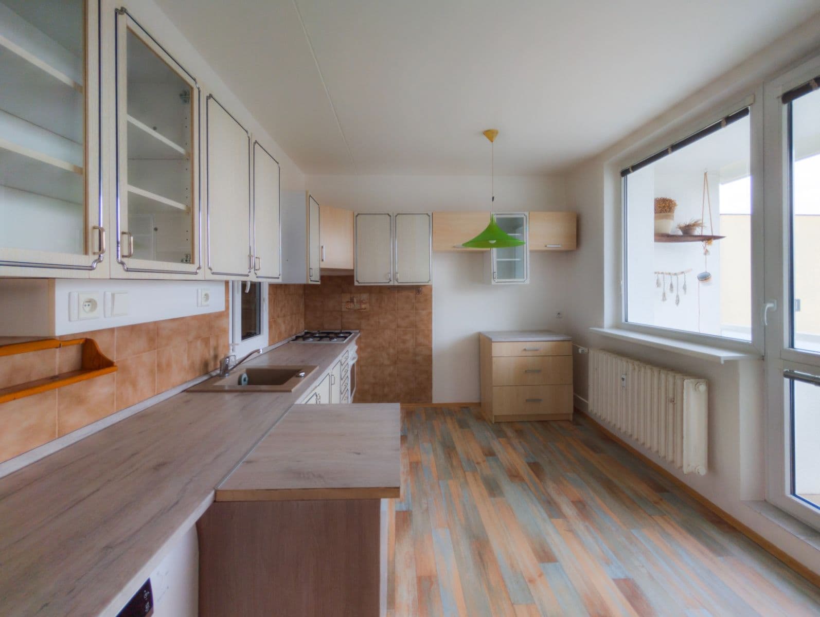 Predaj bytu 3-izbový 82 m², Šeříková, Brno, Jihomoravský kraj Predaj bytu 3-izbový 82 m², Šeříková, Brno, Jihomoravský kraj