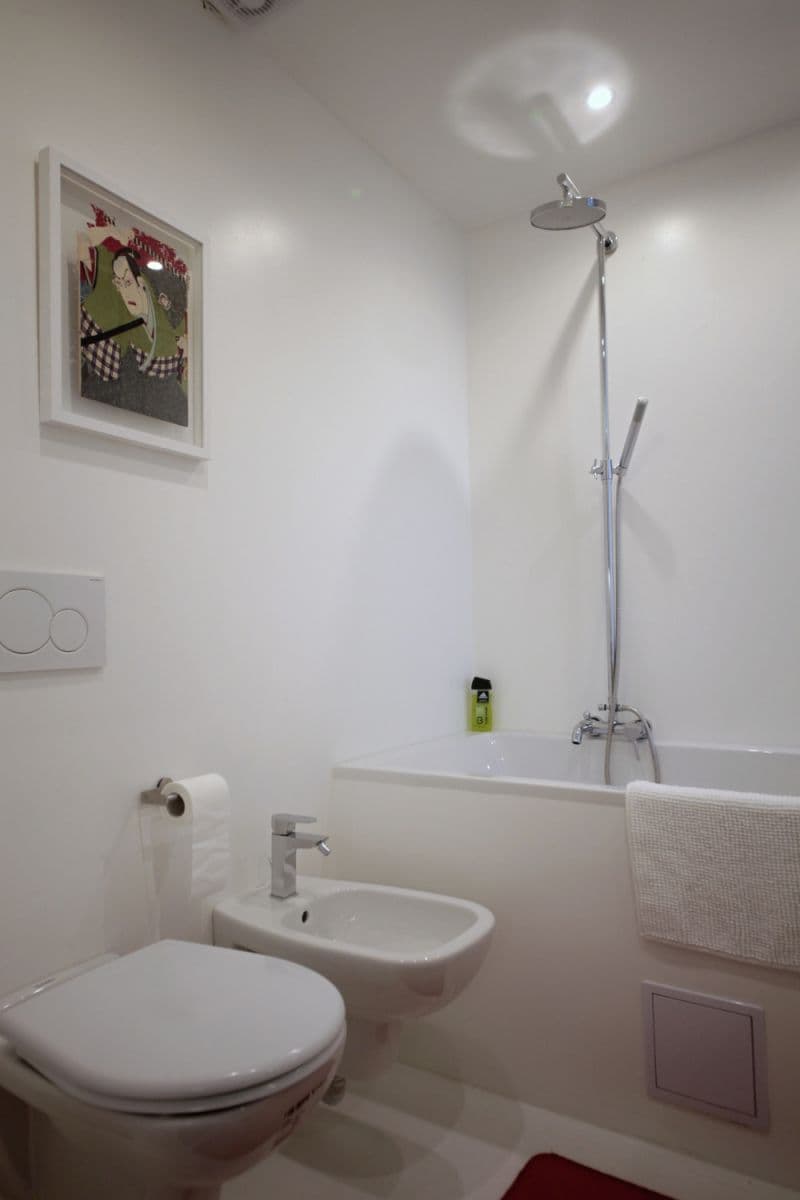 Prenájom bytu 30 m², Prvního pluku, Praha, Praha Prenájom bytu 30 m², Prvního pluku, Praha, Praha