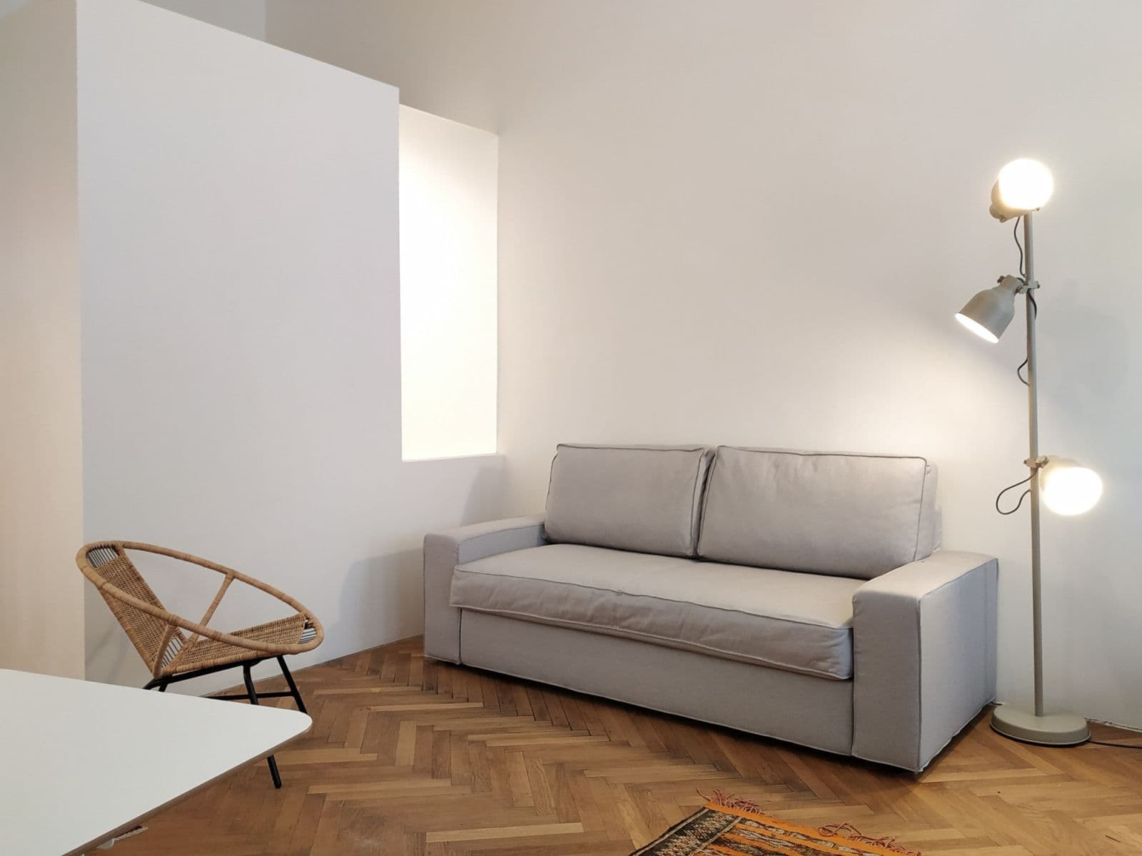 Prenájom bytu 30 m², Prvního pluku, Praha, Praha Prenájom bytu 30 m², Prvního pluku, Praha, Praha