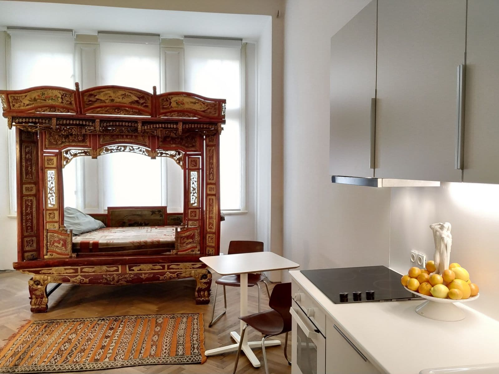Prenájom bytu 30 m², Prvního pluku, Praha, Praha Prenájom bytu 30 m², Prvního pluku, Praha, Praha