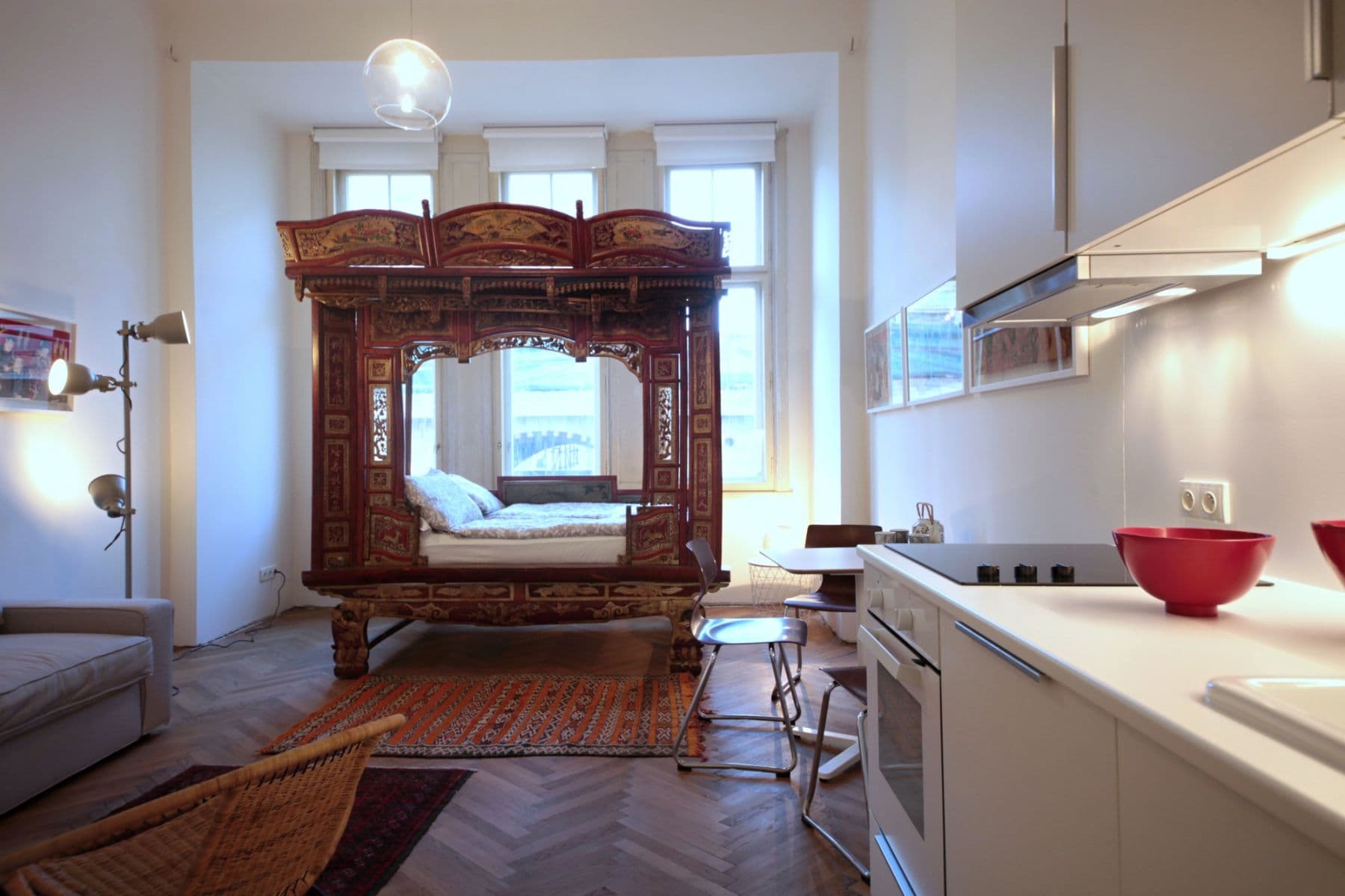 Prenájom bytu 30 m², Prvního pluku, Praha, Praha Prenájom bytu 30 m², Prvního pluku, Praha, Praha