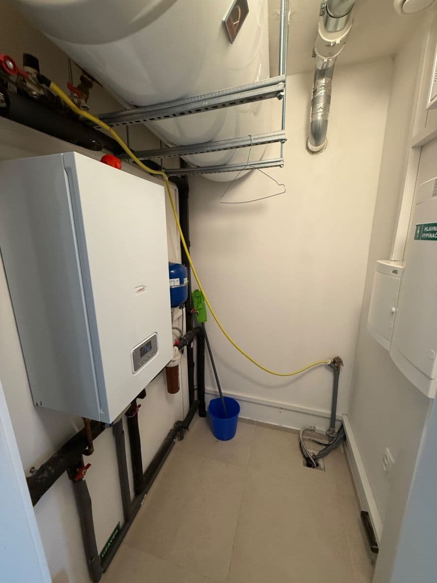 Prenájom bytu 4-izbový 96 m², Habrová, Plzeň, Plzeňský kraj Prenájom bytu 4-izbový 96 m², Habrová, Plzeň, Plzeňský kraj