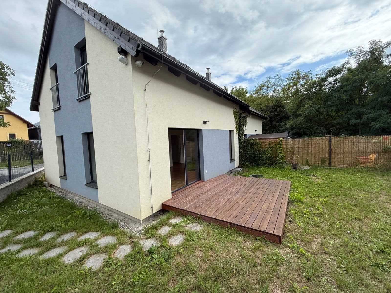 Prenájom bytu 4-izbový 96 m², Habrová, Plzeň, Plzeňský kraj Prenájom bytu 4-izbový 96 m², Habrová, Plzeň, Plzeňský kraj