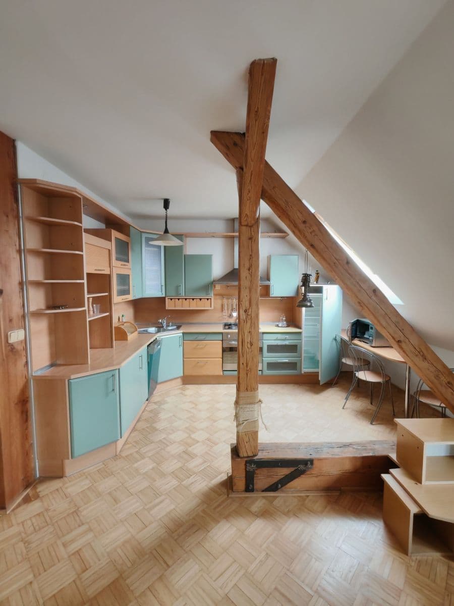 Prenájom bytu 2-izbový 95 m², Praskova, Olomouc, Olomoucký kraj Prenájom bytu 2-izbový 95 m², Praskova, Olomouc, Olomoucký kraj