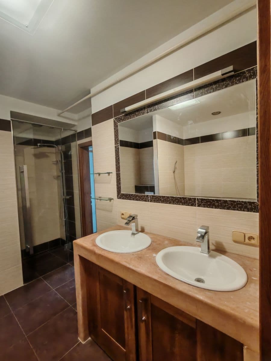 Prenájom bytu 2-izbový 95 m², Praskova, Olomouc, Olomoucký kraj Prenájom bytu 2-izbový 95 m², Praskova, Olomouc, Olomoucký kraj