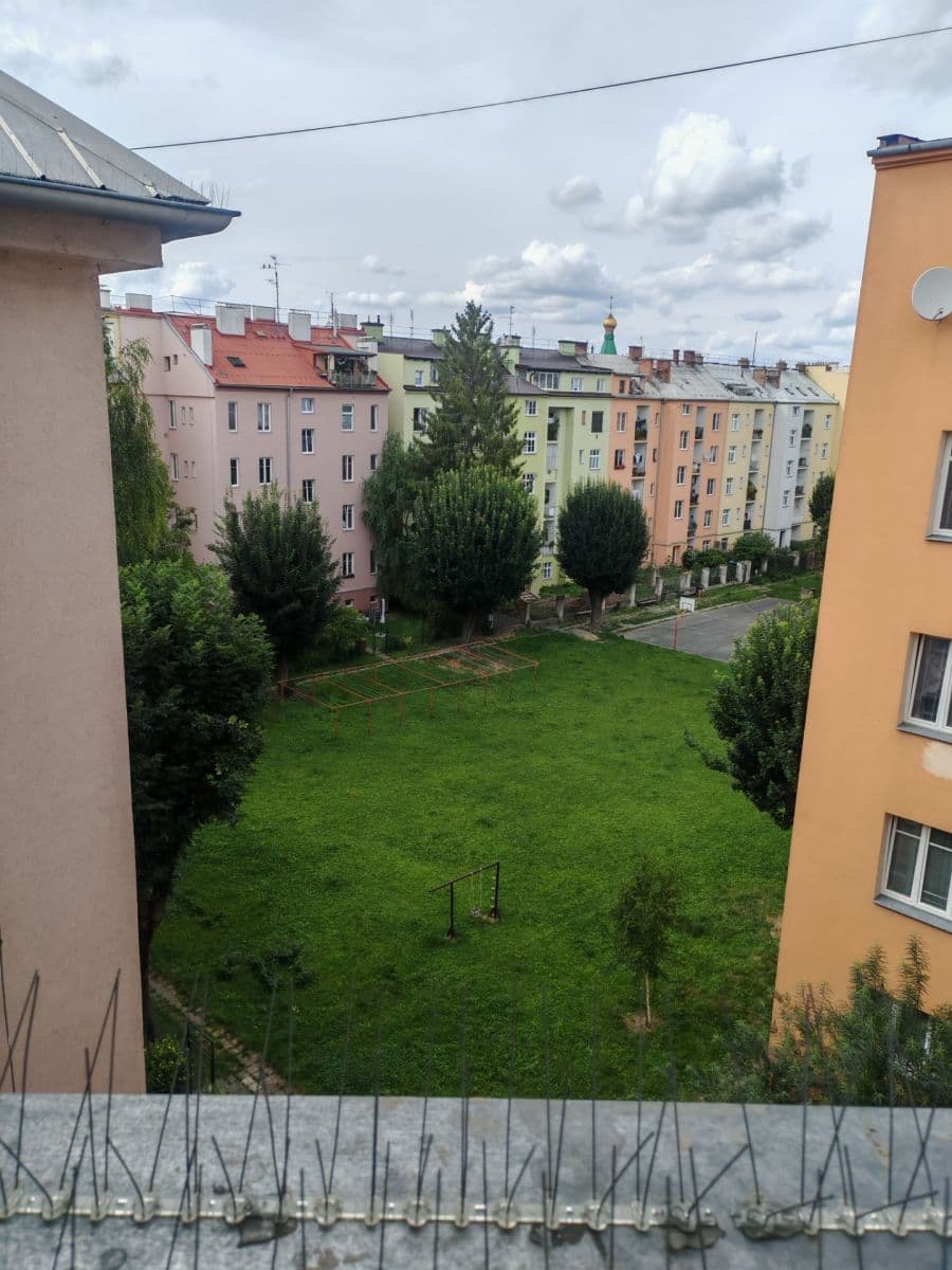 Prenájom bytu 2-izbový 95 m², Praskova, Olomouc, Olomoucký kraj Prenájom bytu 2-izbový 95 m², Praskova, Olomouc, Olomoucký kraj