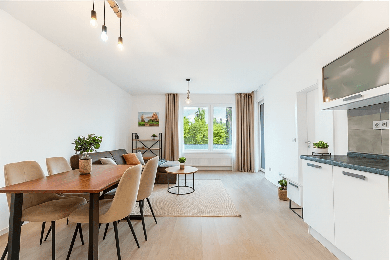 Predaj bytu 4-izbový 98 m², Zvěřinova, Praha, Praha Predaj bytu 4-izbový 98 m², Zvěřinova, Praha, Praha