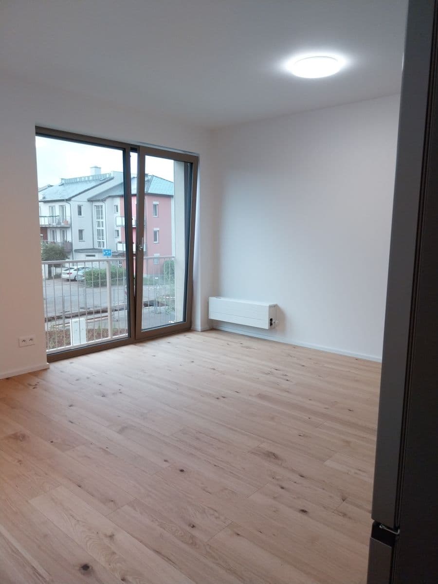 Prenájom bytu 3-izbový 65 m², Dřevčická, Brandýs nad Labem-Stará Boleslav, Středočeský kraj Prenájom bytu 3-izbový 65 m², Dřevčická, Brandýs nad Labem-Stará Boleslav, Středočeský kraj