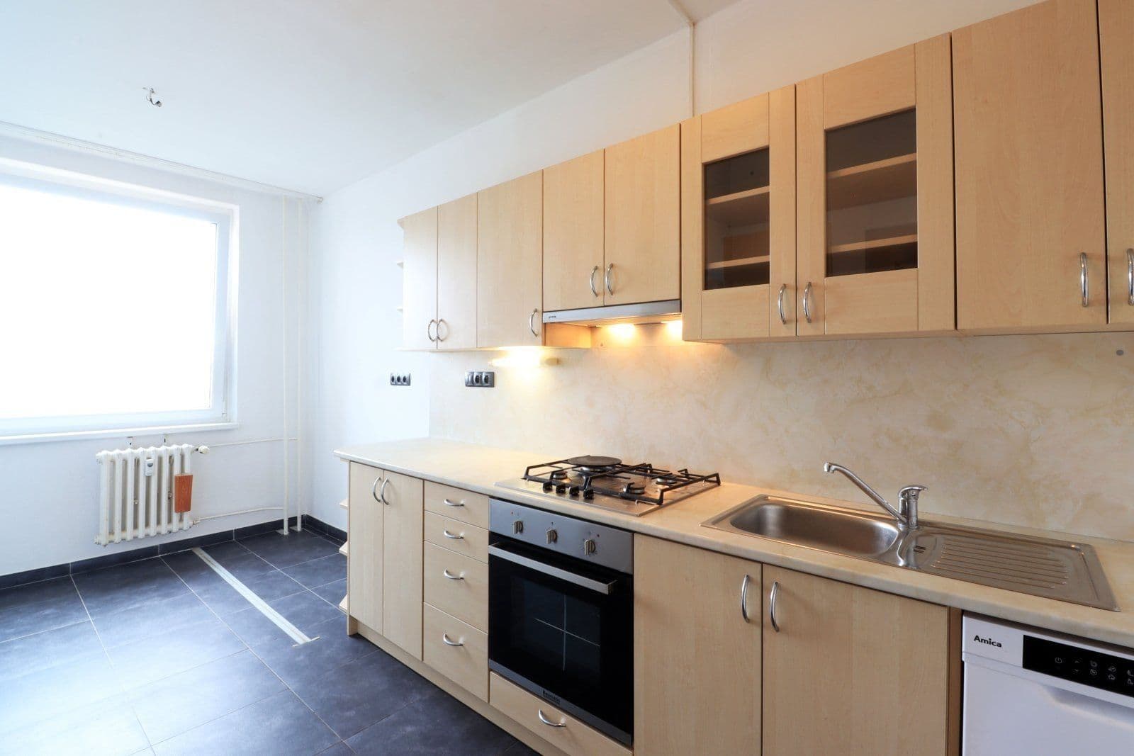 Prenájom bytu 3-izbový 82 m², Platónova, Praha, Praha Prenájom bytu 3-izbový 82 m², Platónova, Praha, Praha