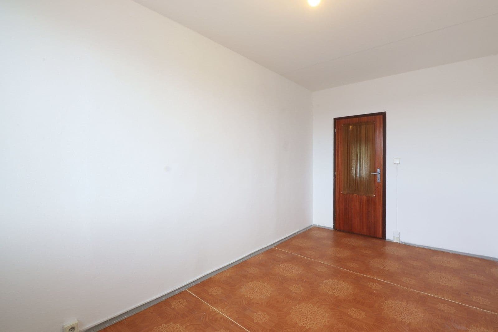 Prenájom bytu 3-izbový 82 m², Platónova, Praha, Praha Prenájom bytu 3-izbový 82 m², Platónova, Praha, Praha