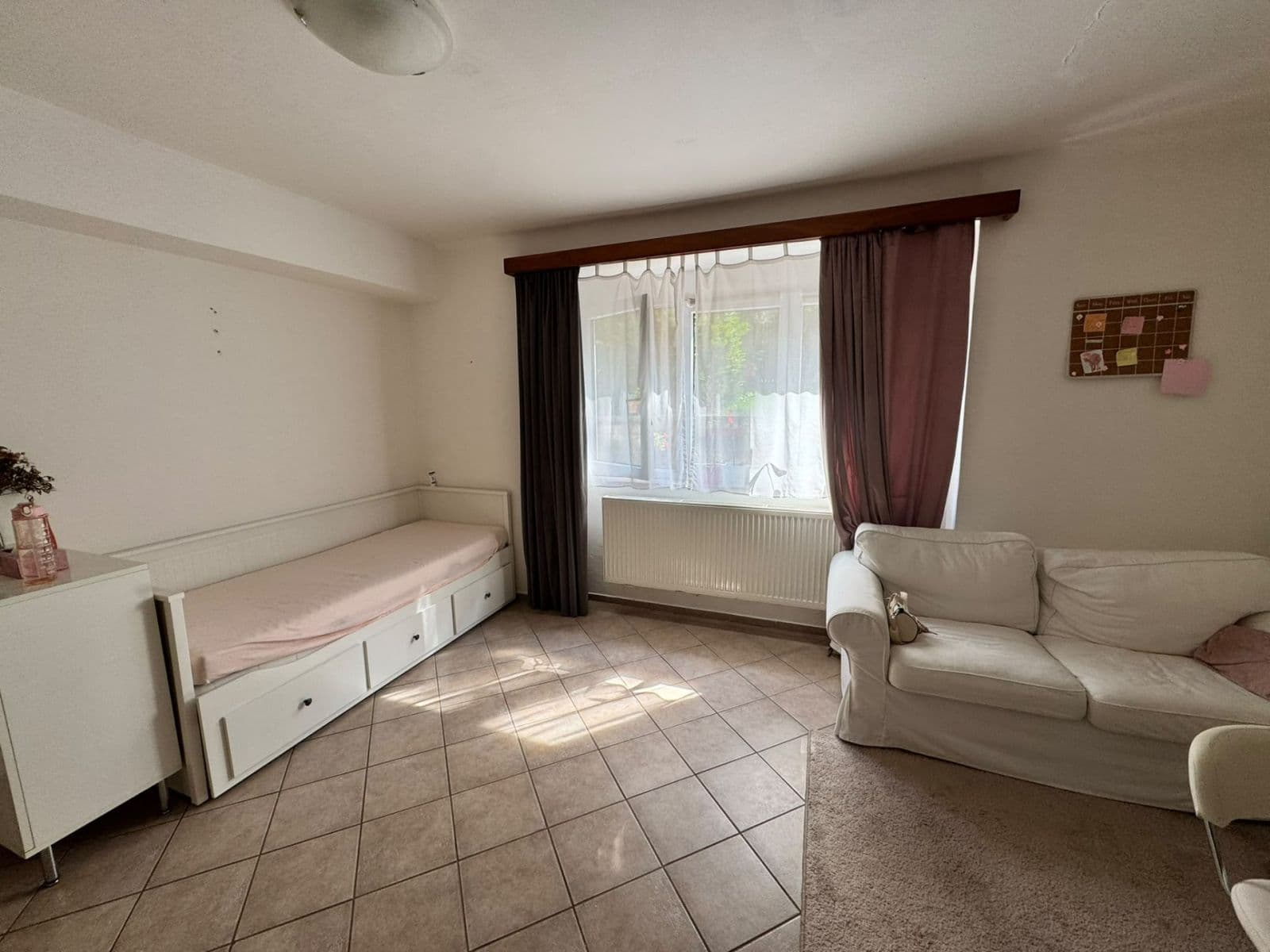 Prenájom bytu 1-izbový 30 m², Kounická, Praha, Praha Prenájom bytu 1-izbový 30 m², Kounická, Praha, Praha