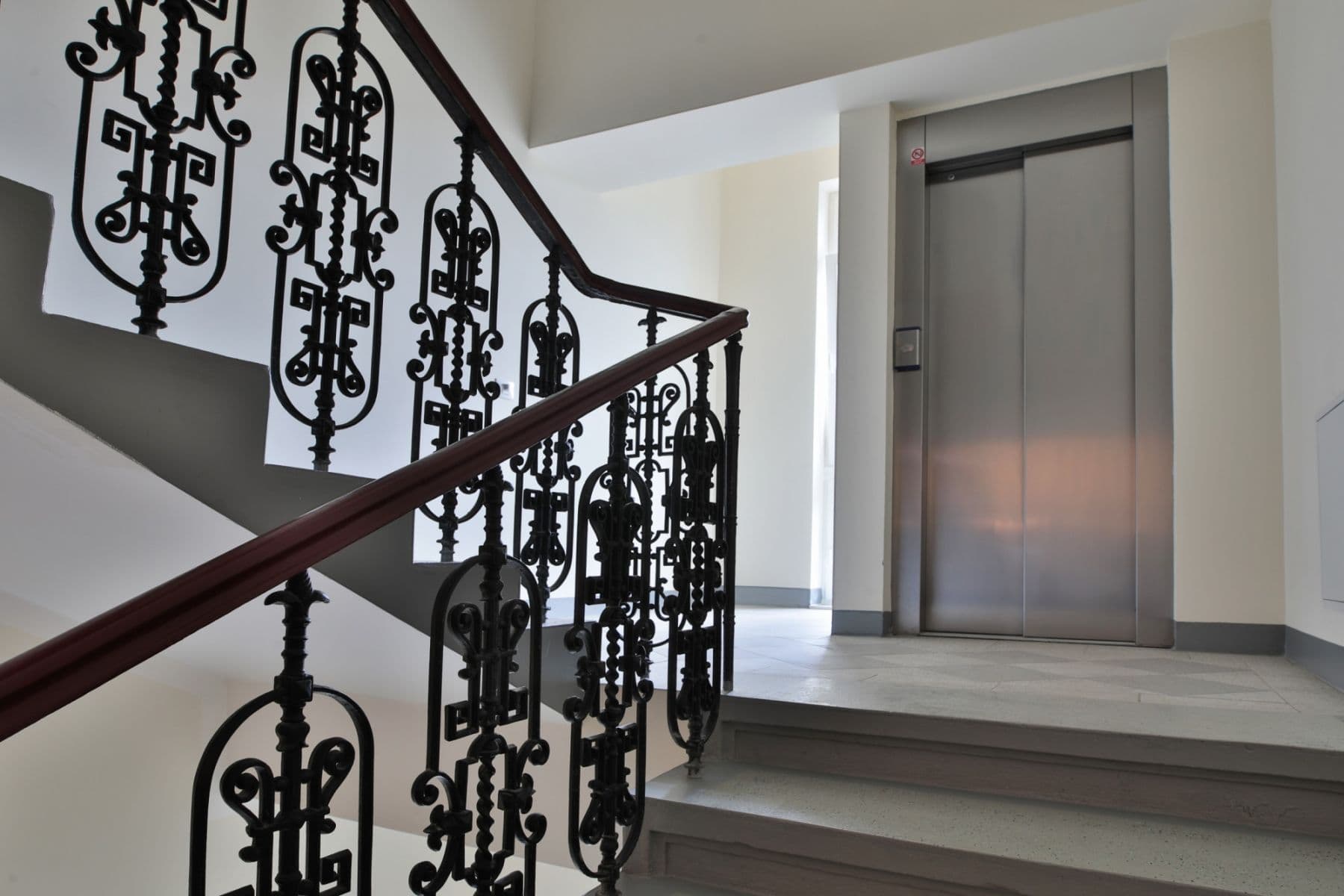 Prenájom bytu 60 m², Rumunská, Praha, Praha Prenájom bytu 60 m², Rumunská, Praha, Praha