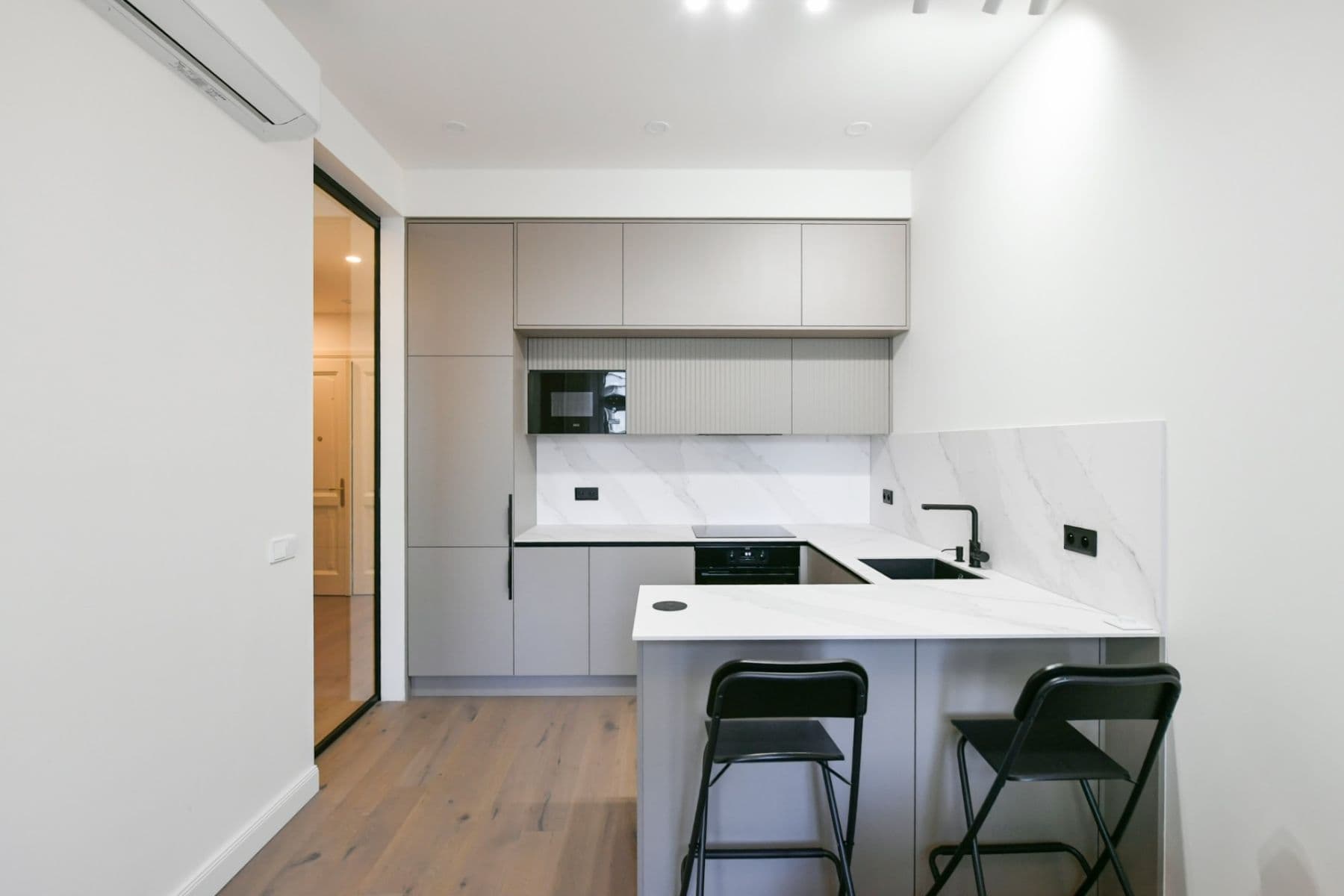Prenájom bytu 2-izbový 44 m², Na Spojce, Praha, Praha Prenájom bytu 2-izbový 44 m², Na Spojce, Praha, Praha