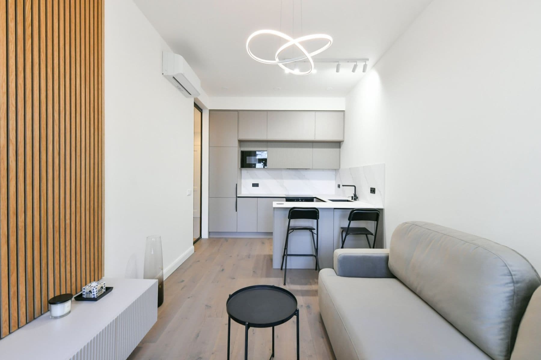 Prenájom bytu 2-izbový 44 m², Na Spojce, Praha, Praha Prenájom bytu 2-izbový 44 m², Na Spojce, Praha, Praha