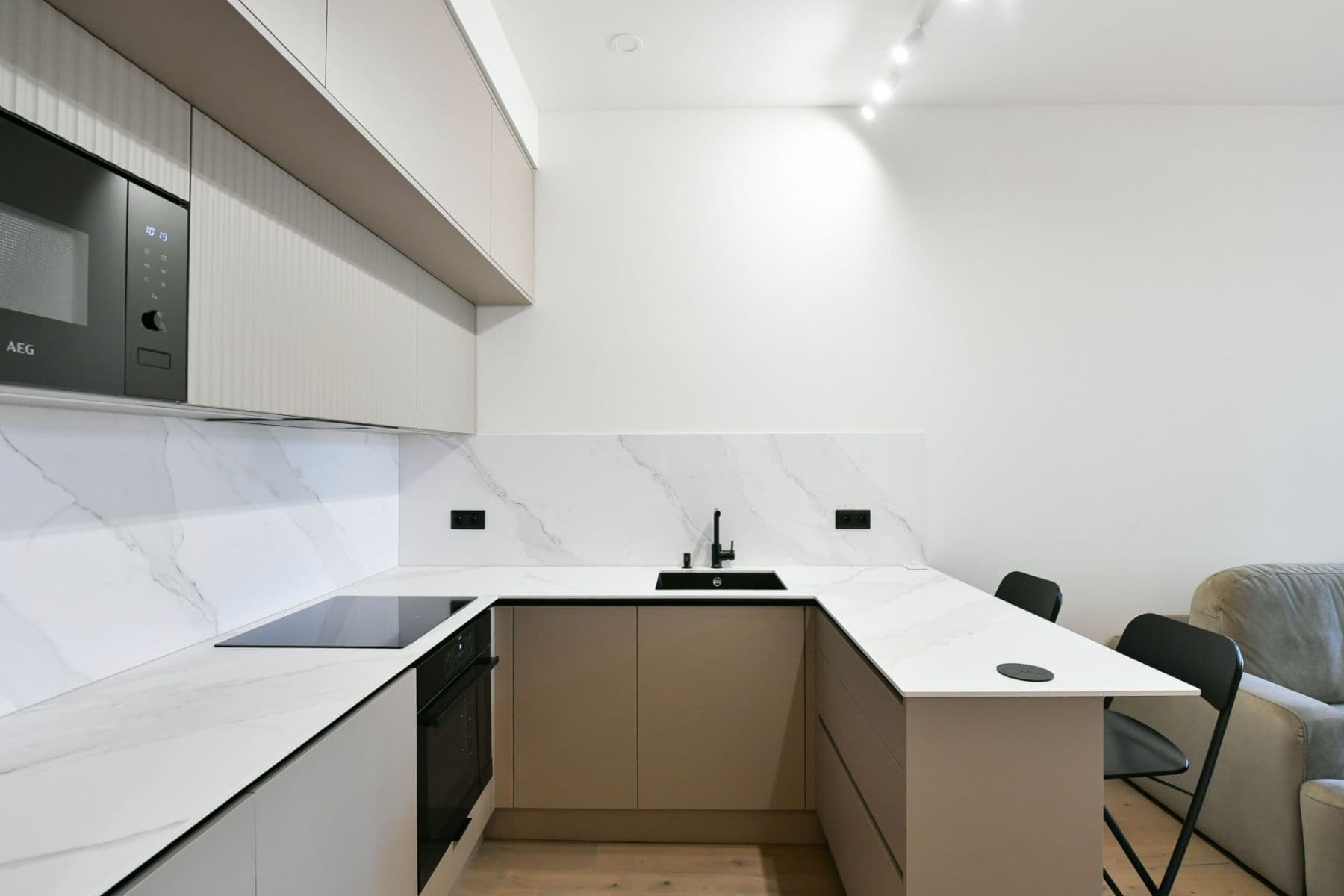 Prenájom bytu 2-izbový 44 m², Na Spojce, Praha, Praha Prenájom bytu 2-izbový 44 m², Na Spojce, Praha, Praha
