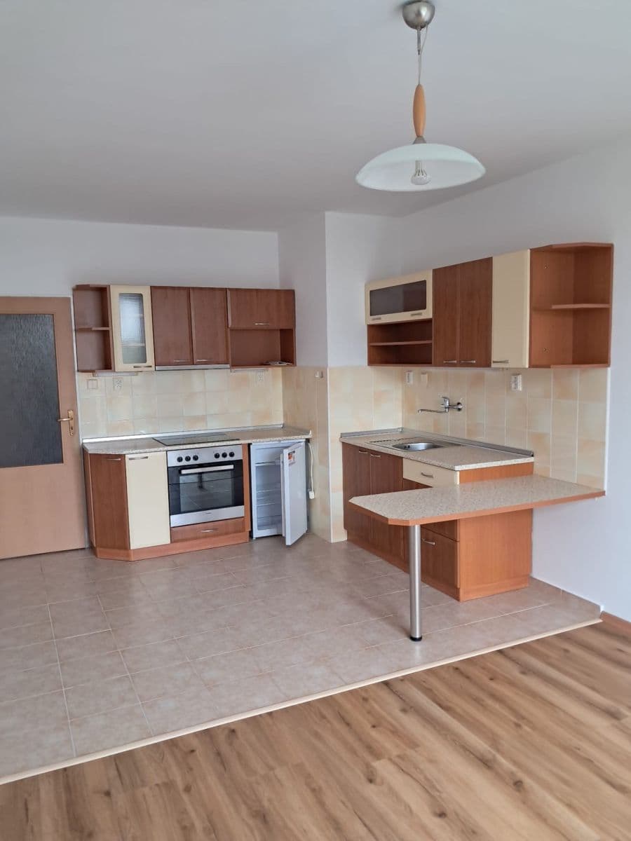 Prenájom bytu 1-izbový 33 m², gen. Píky, Olomouc, Olomoucký kraj Prenájom bytu 1-izbový 33 m², gen. Píky, Olomouc, Olomoucký kraj
