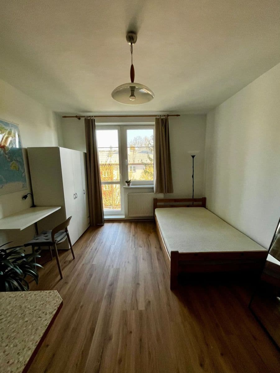 Prenájom bytu 1-izbový 33 m², gen. Píky, Olomouc, Olomoucký kraj Prenájom bytu 1-izbový 33 m², gen. Píky, Olomouc, Olomoucký kraj