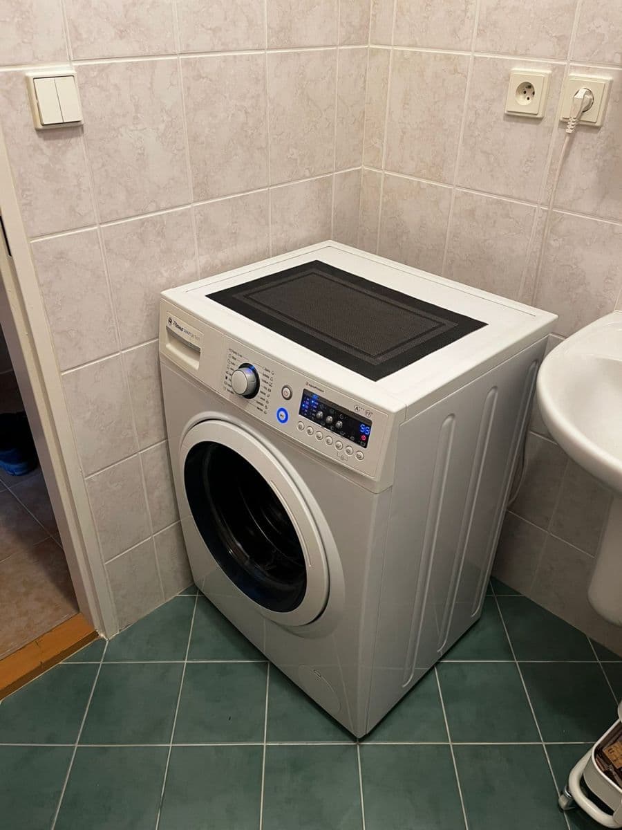 Prenájom bytu 1-izbový 33 m², gen. Píky, Olomouc, Olomoucký kraj Prenájom bytu 1-izbový 33 m², gen. Píky, Olomouc, Olomoucký kraj