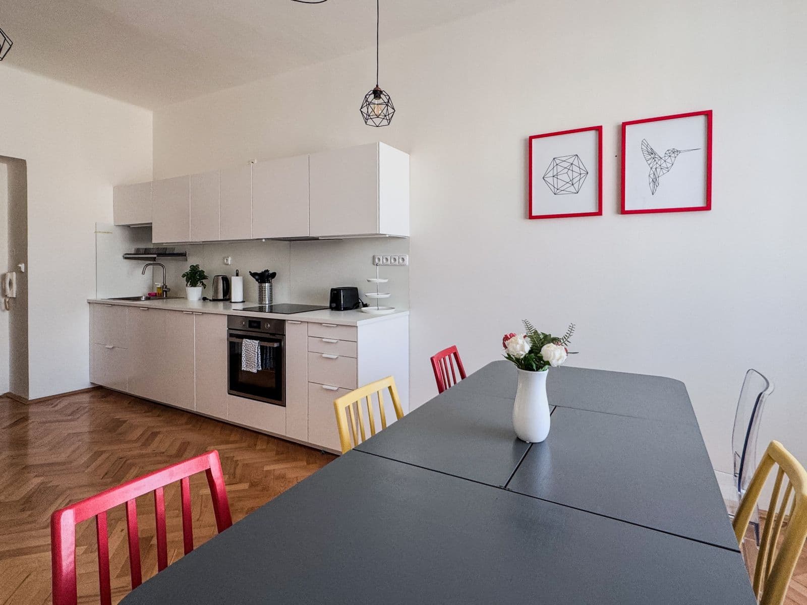 Prenájom bytu 120 m², Šmilovského, Praha, Praha Prenájom bytu 120 m², Šmilovského, Praha, Praha