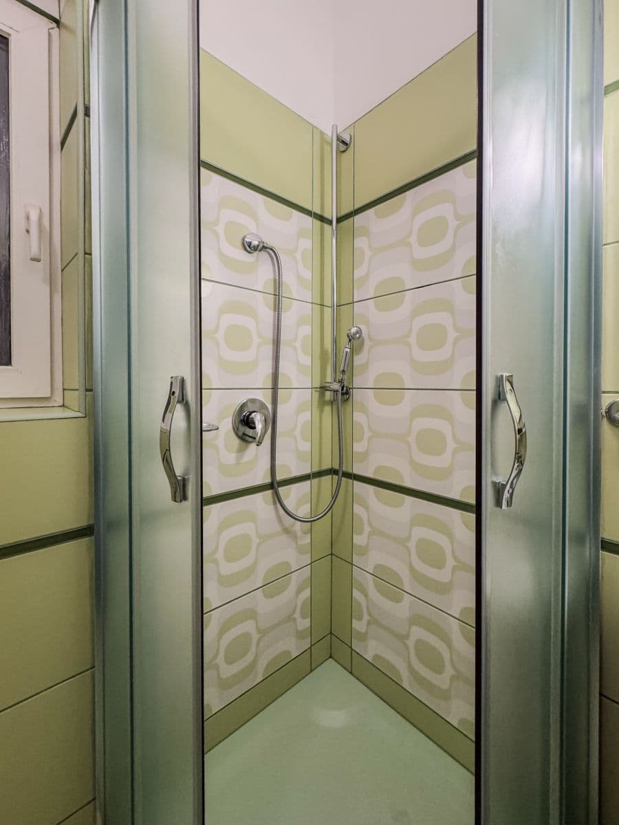 Prenájom bytu 120 m², Šmilovského, Praha, Praha Prenájom bytu 120 m², Šmilovského, Praha, Praha