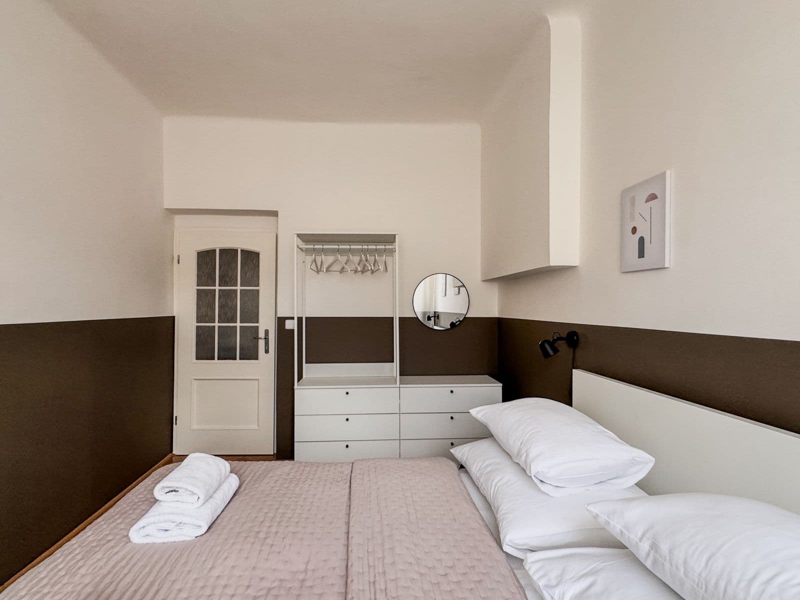 Prenájom bytu 120 m², Šmilovského, Praha, Praha Prenájom bytu 120 m², Šmilovského, Praha, Praha