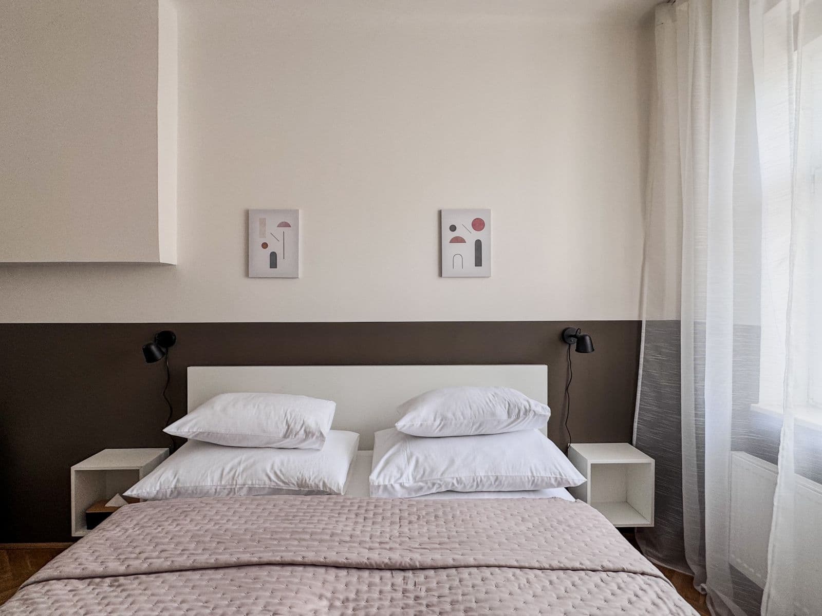 Prenájom bytu 120 m², Šmilovského, Praha, Praha Prenájom bytu 120 m², Šmilovského, Praha, Praha