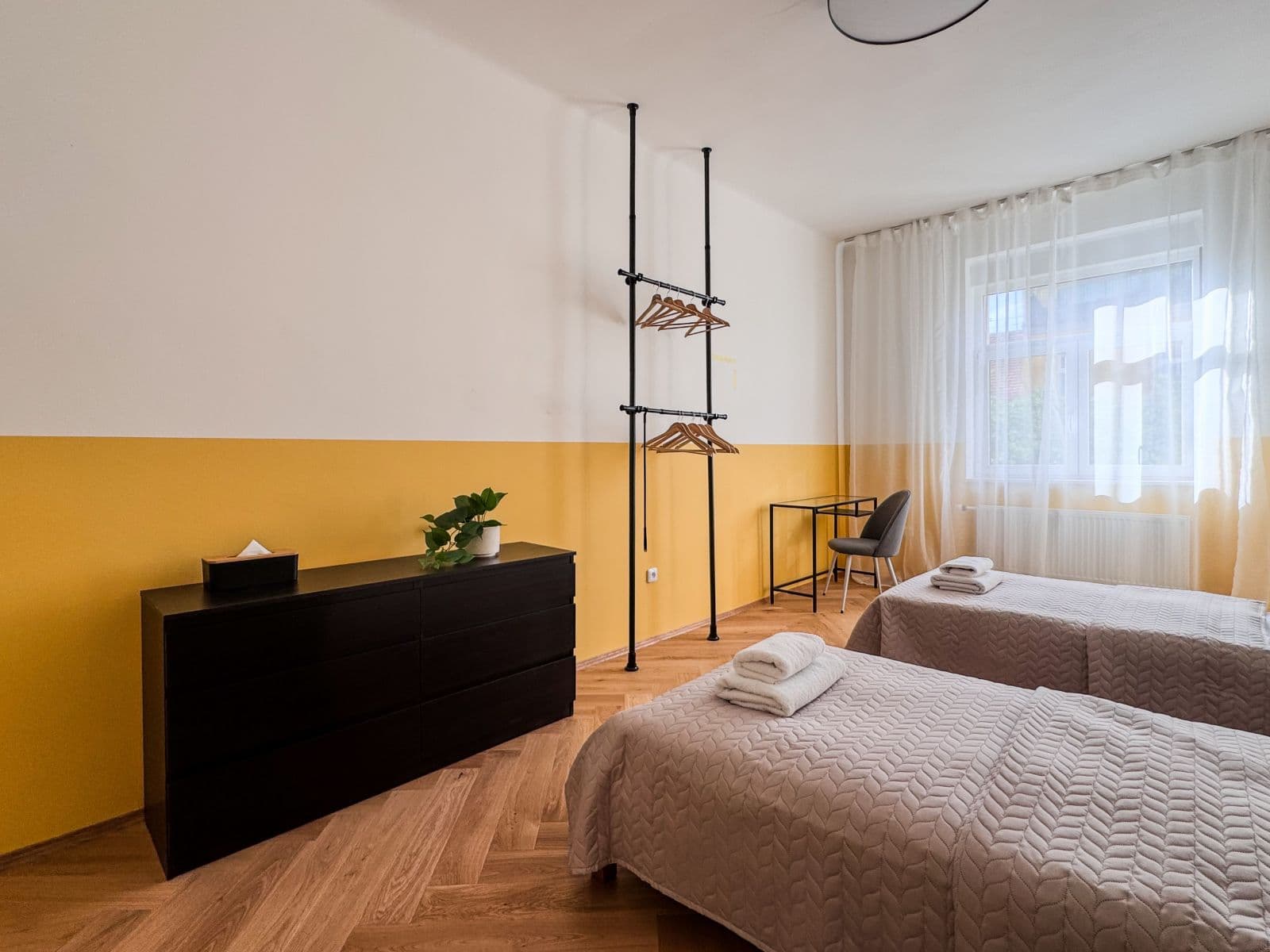 Prenájom bytu 120 m², Šmilovského, Praha, Praha Prenájom bytu 120 m², Šmilovského, Praha, Praha