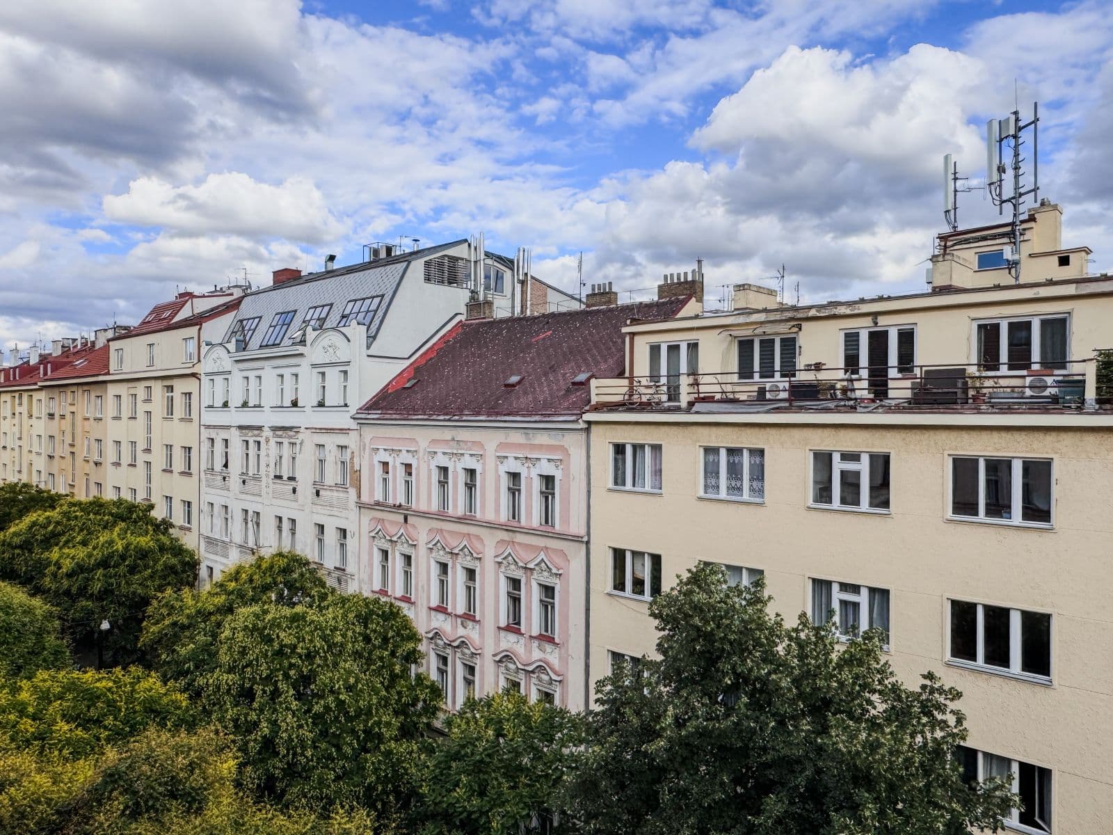 Prenájom bytu 120 m², Šmilovského, Praha, Praha Prenájom bytu 120 m², Šmilovského, Praha, Praha