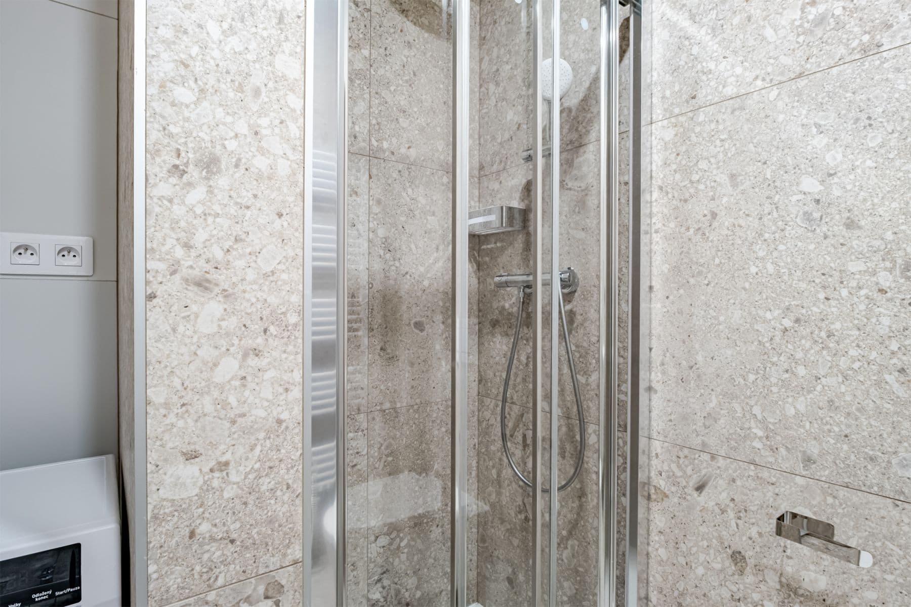 Prenájom bytu 46 m², Svatoslavova, Praha, Praha Prenájom bytu 46 m², Svatoslavova, Praha, Praha