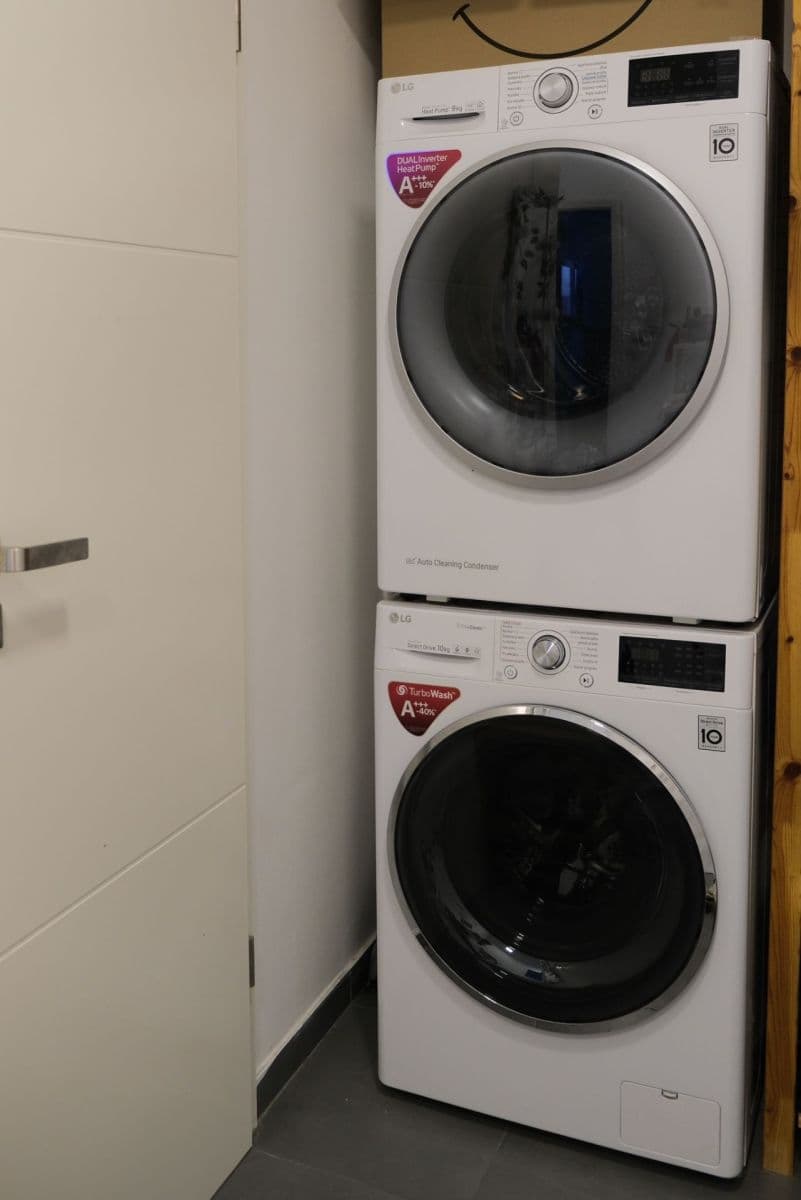 Prenájom bytu 2-izbový 45 m², Hráského, Praha, Praha Prenájom bytu 2-izbový 45 m², Hráského, Praha, Praha