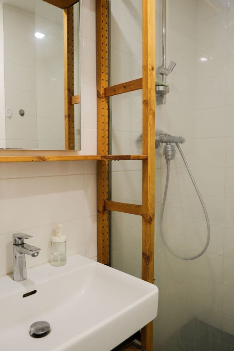 Prenájom bytu 2-izbový 45 m², Hráského, Praha, Praha Prenájom bytu 2-izbový 45 m², Hráského, Praha, Praha