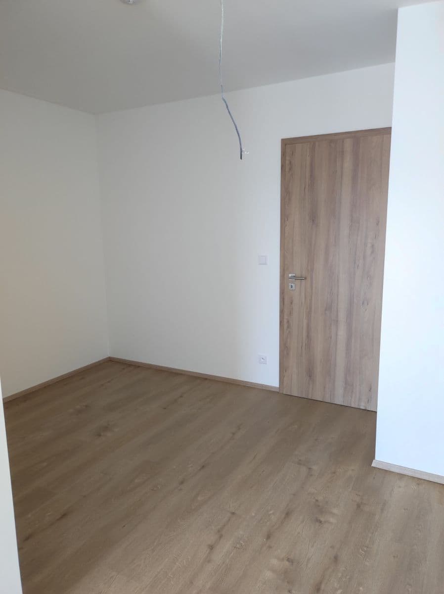 Prenájom bytu 1-izbový 35 m², třída Generála Píky, Brno, Jihomoravský kraj Prenájom bytu 1-izbový 35 m², třída Generála Píky, Brno, Jihomoravský kraj