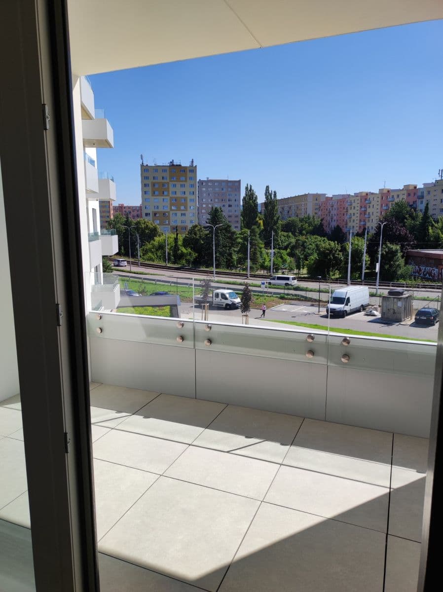 Prenájom bytu 1-izbový 35 m², třída Generála Píky, Brno, Jihomoravský kraj Prenájom bytu 1-izbový 35 m², třída Generála Píky, Brno, Jihomoravský kraj