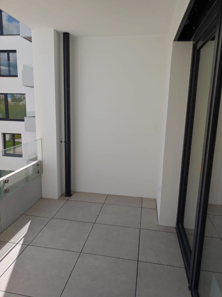 Prenájom bytu 1-izbový 35 m², třída Generála Píky, Brno, Jihomoravský kraj Prenájom bytu 1-izbový 35 m², třída Generála Píky, Brno, Jihomoravský kraj