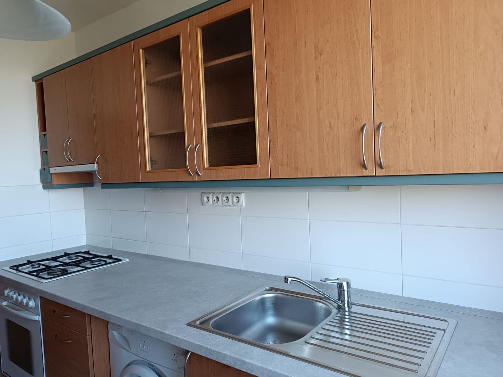 Prenájom bytu 3-izbový 77 m², Krosenská, Praha, Praha Prenájom bytu 3-izbový 77 m², Krosenská, Praha, Praha