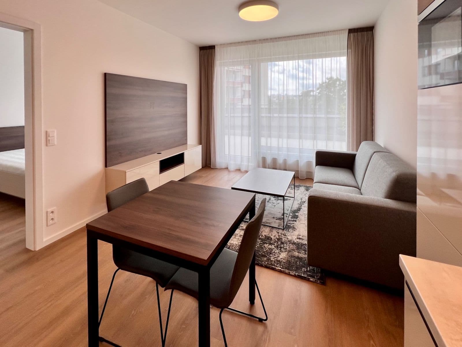 Prenájom bytu 2-izbový 53 m², U Plynárny, Praha, Praha Prenájom bytu 2-izbový 53 m², U Plynárny, Praha, Praha