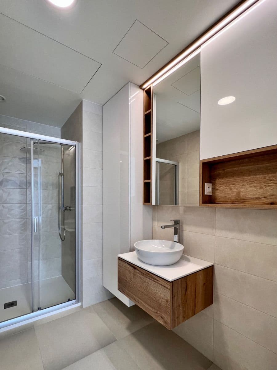 Prenájom bytu 2-izbový 53 m², U Plynárny, Praha, Praha Prenájom bytu 2-izbový 53 m², U Plynárny, Praha, Praha