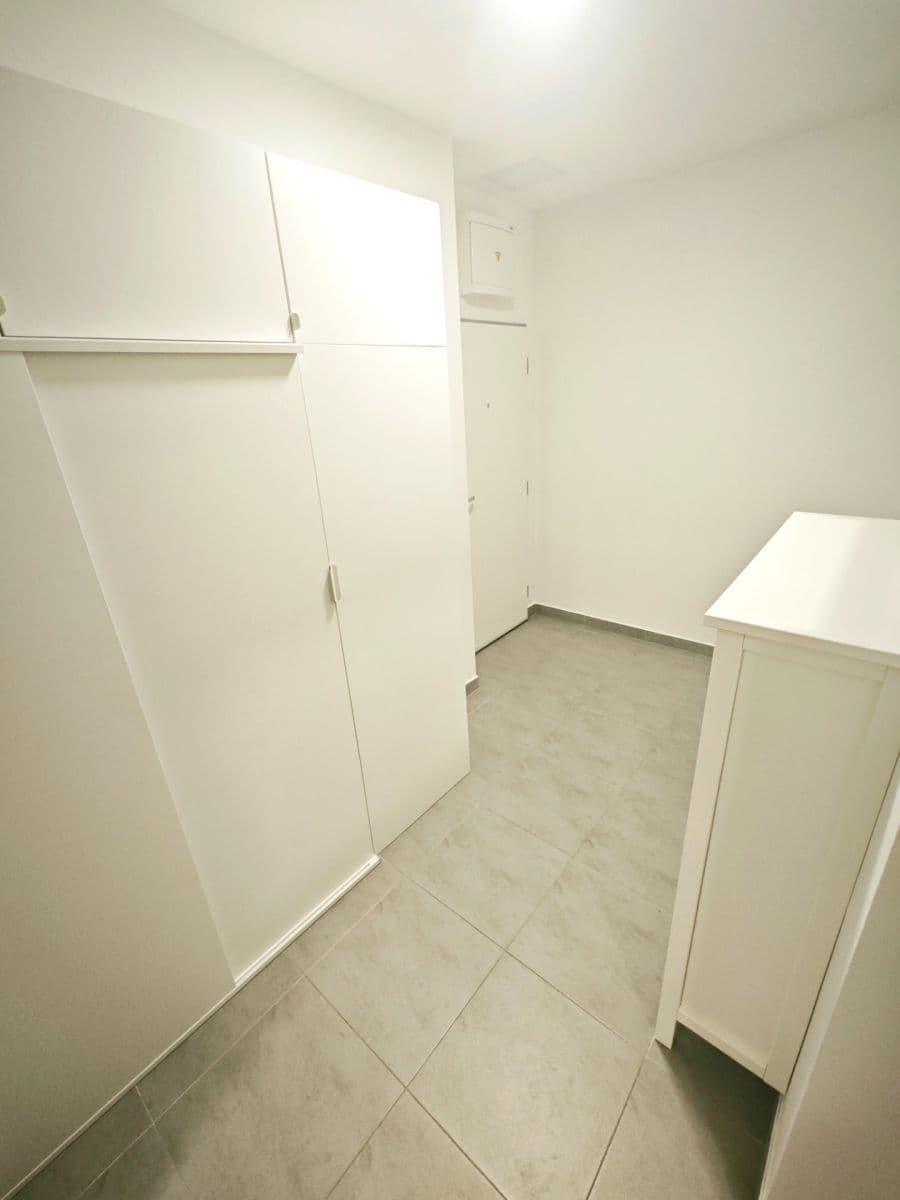 Prenájom bytu 1-izbový 34 m², V Závětří, Praha, Praha Prenájom bytu 1-izbový 34 m², V Závětří, Praha, Praha