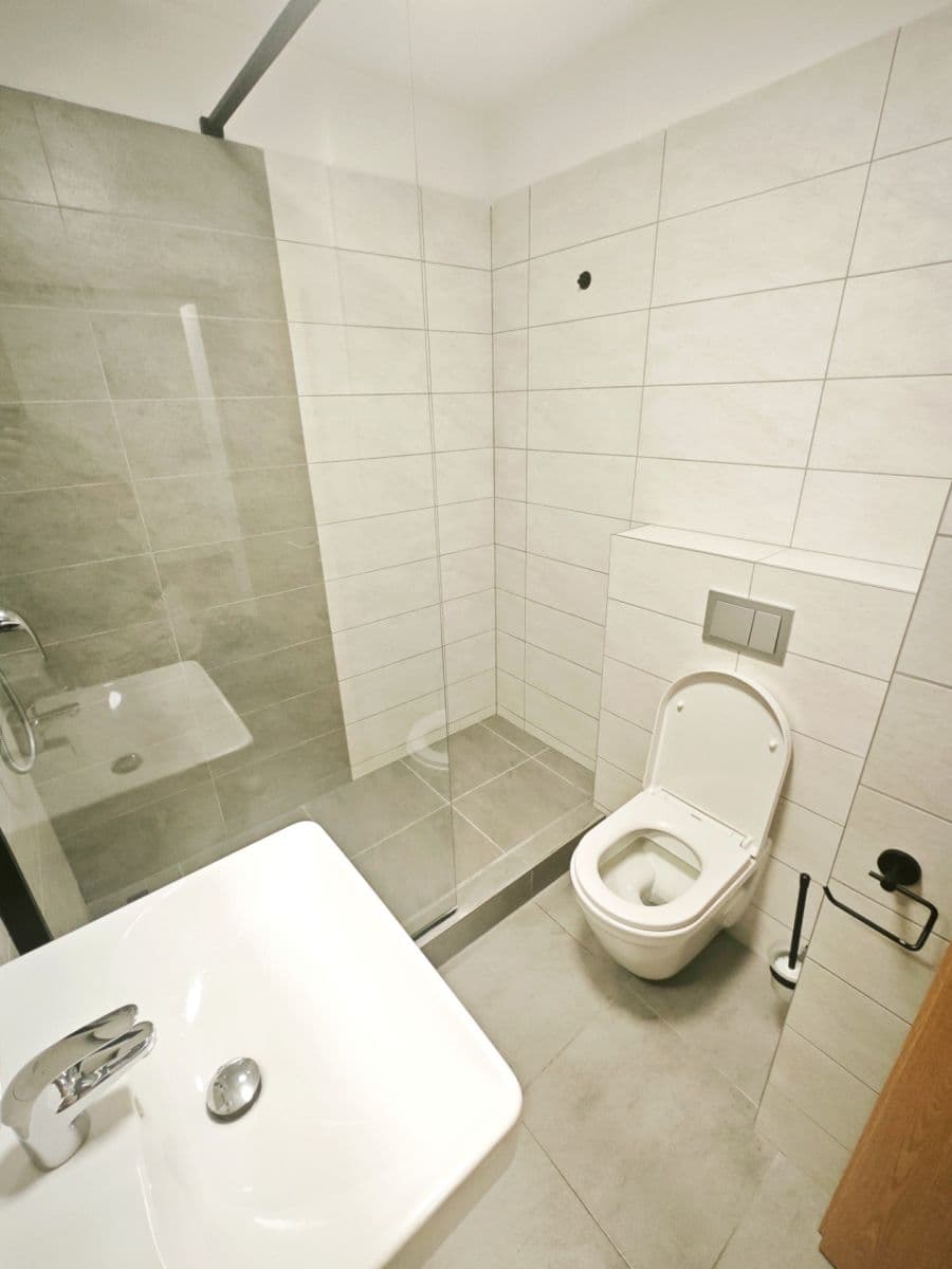 Prenájom bytu 1-izbový 34 m², V Závětří, Praha, Praha Prenájom bytu 1-izbový 34 m², V Závětří, Praha, Praha
