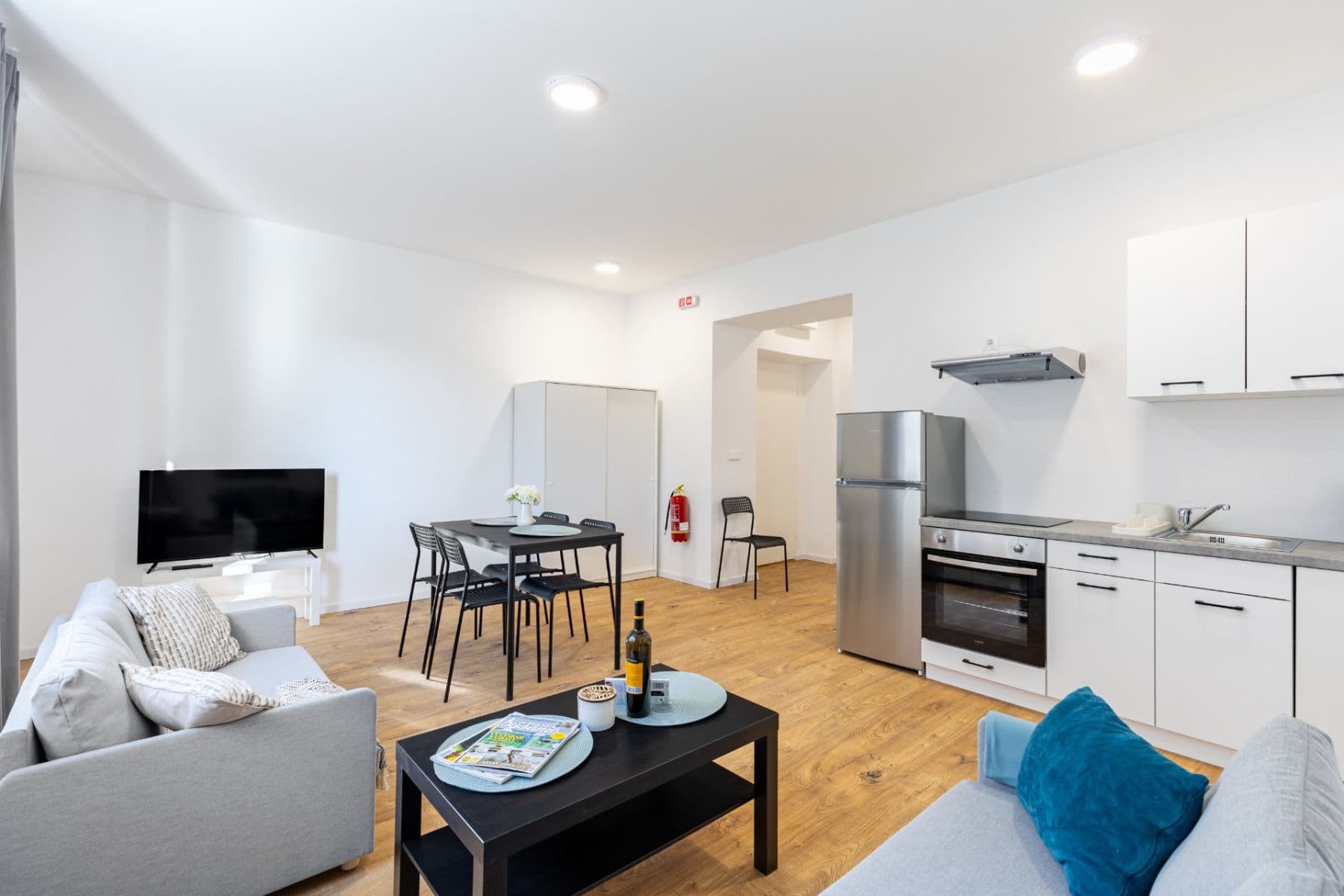 Prenájom bytu 2-izbový 40 m², Levická, Ružinov, Bratislavský kraj Prenájom bytu 2-izbový 40 m², Levická, Ružinov, Bratislavský kraj