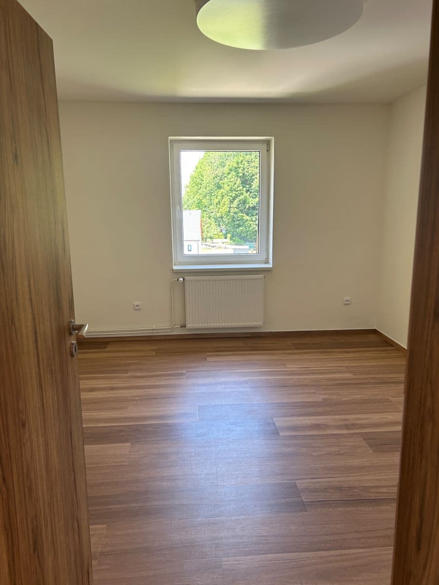 Prenájom bytu 3-izbový 81 m², Krucemburk, Kraj Vysočina Prenájom bytu 3-izbový 81 m², Krucemburk, Kraj Vysočina