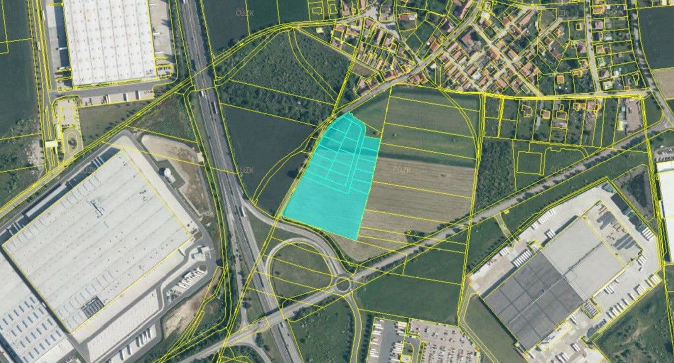 Predaj pozemku 9.610 m², Hlavní, Úžice, Středočeský kraj Predaj pozemku 9.610 m², Hlavní, Úžice, Středočeský kraj