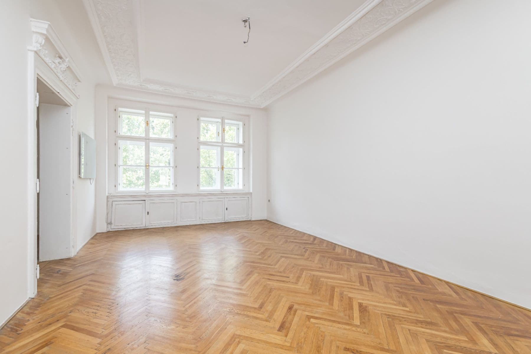 Predaj bytu 3-izbový 150 m², Karlínské náměstí, Praha, Praha Predaj bytu 3-izbový 150 m², Karlínské náměstí, Praha, Praha