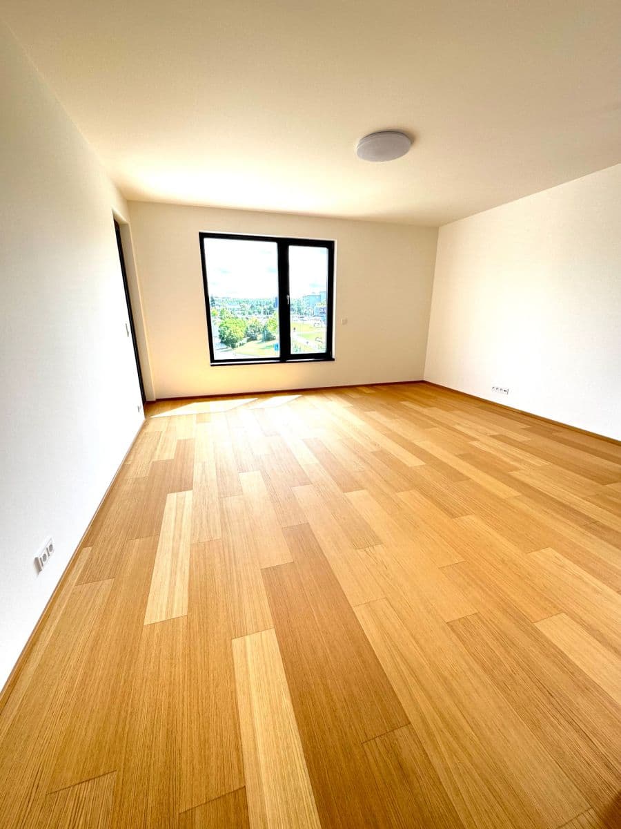 Prenájom bytu 1-izbový 43 m², V Třešňovce, Praha, Praha Prenájom bytu 1-izbový 43 m², V Třešňovce, Praha, Praha
