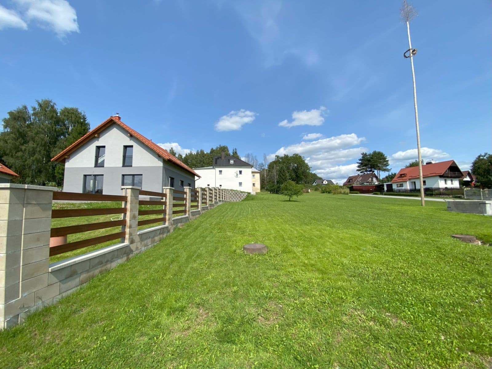 Predaj domu 153 m², pozemok 650 m², Horní Planá, Jihočeský kraj Predaj domu 153 m², pozemok 650 m², Horní Planá, Jihočeský kraj