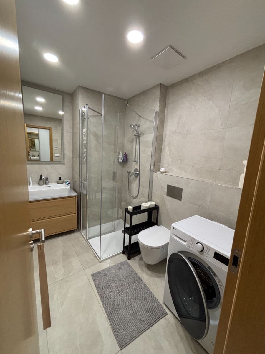 Prenájom bytu 1-izbový 33 m², Vladimíra Kobranova, Praha, Praha Prenájom bytu 1-izbový 33 m², Vladimíra Kobranova, Praha, Praha