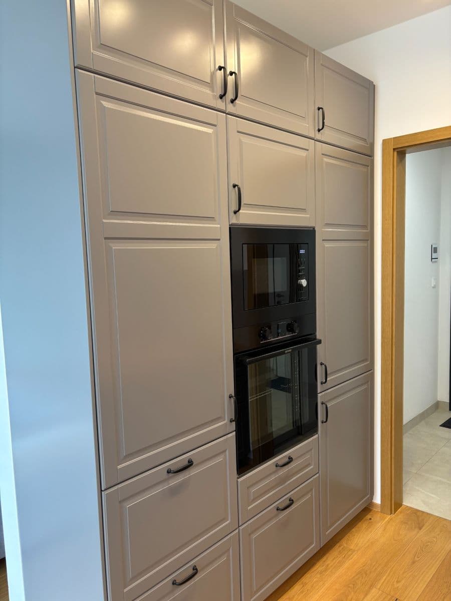 Prenájom bytu 1-izbový 33 m², Vladimíra Kobranova, Praha, Praha Prenájom bytu 1-izbový 33 m², Vladimíra Kobranova, Praha, Praha